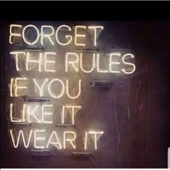 New Hye Park & Lune Designer Academia Bianca Sweater Black Gold Medium - Picture 8 of 8